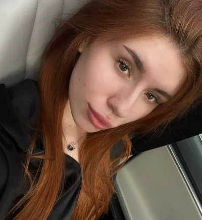 @foxyrina