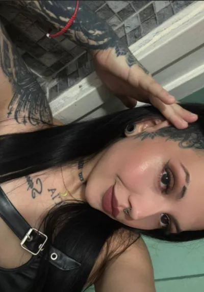 @hothilda