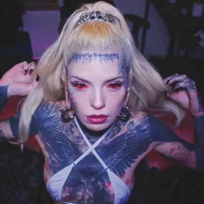 @marizombie