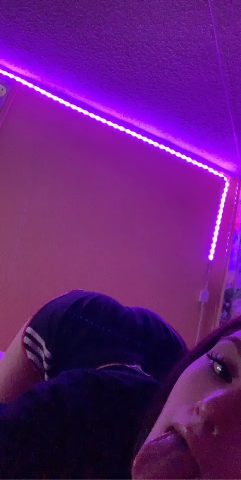 @noturplaybunny