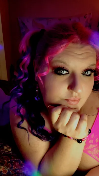 @PinkyMarieOralQueen