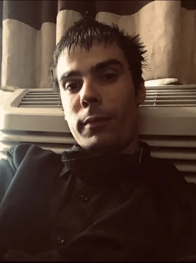 @simonzipper