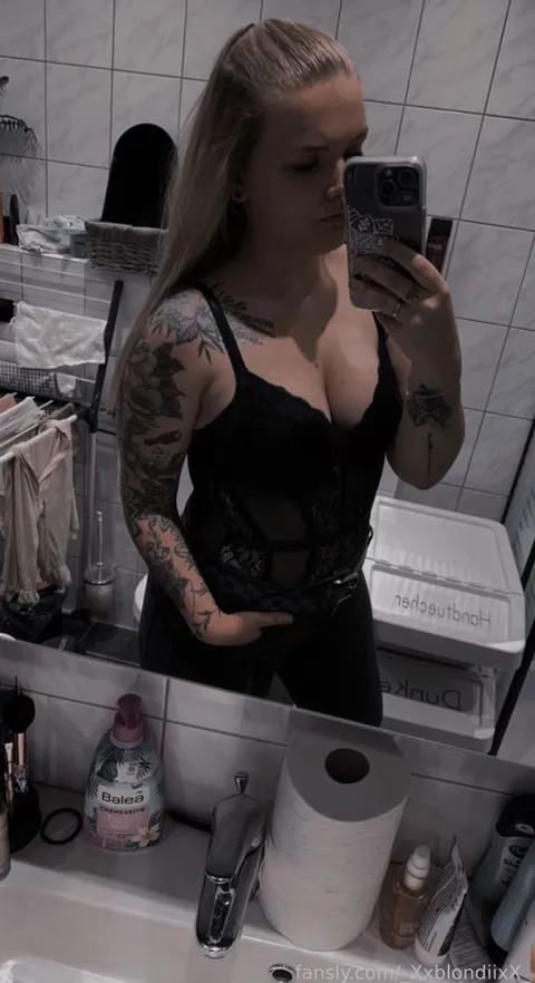@_XxblondiixX_