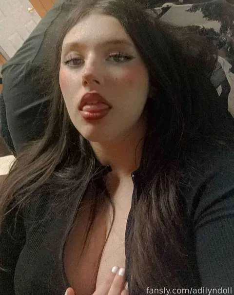 @adilyndoll