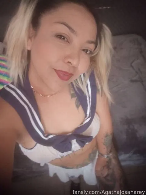 @AgathaJosaharey