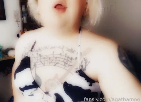 @agathamoo
