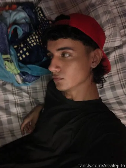 @Alealejiito