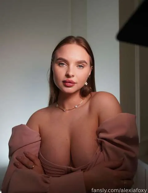 @alexiafoxy