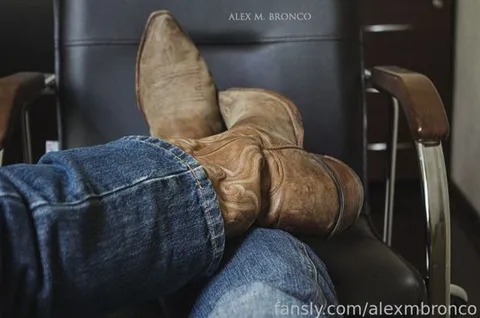 @alexmbronco