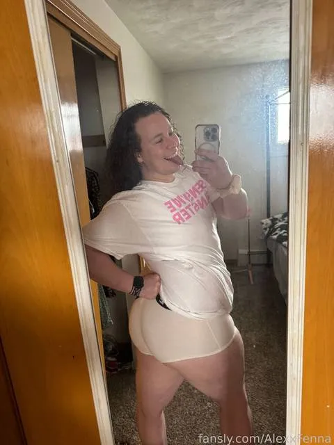 @AlexxFenna