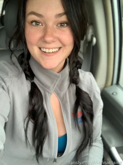 @AliannaElaine