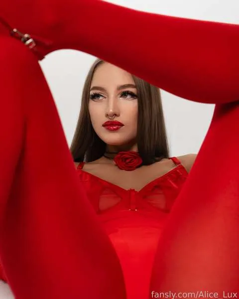 @Alice_Lux