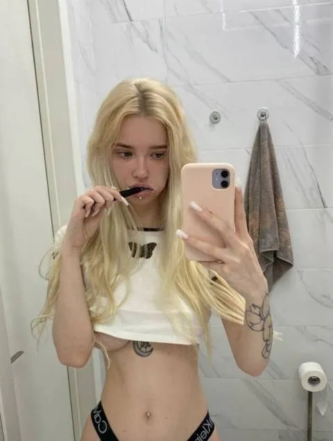 @AlicePreuoston