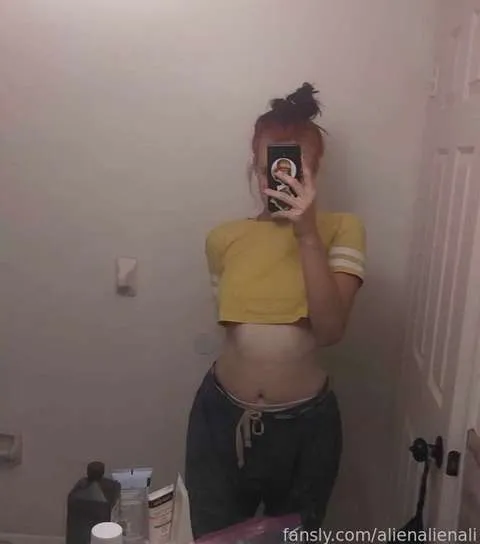 @alienalienali