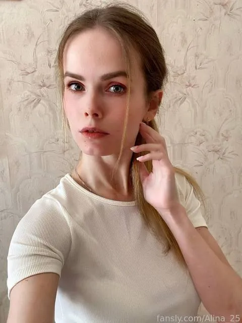 @Alina_25