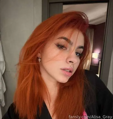 @Alisa_Gray