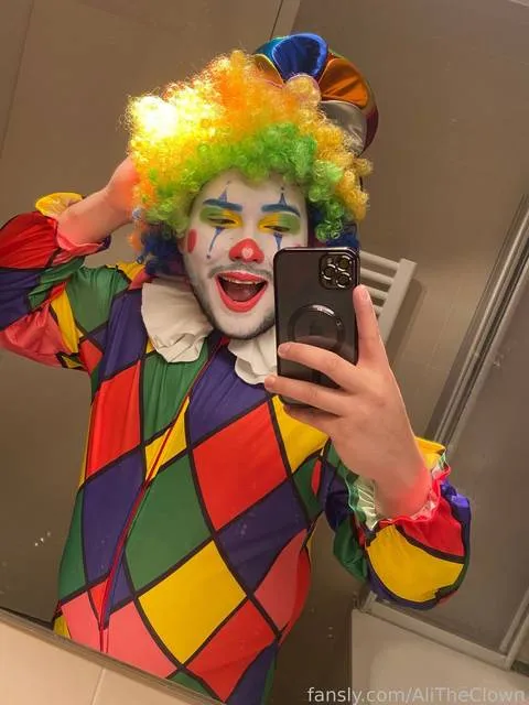 @AliTheClown