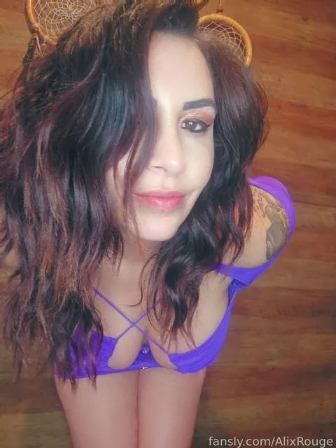 @AlixRouge