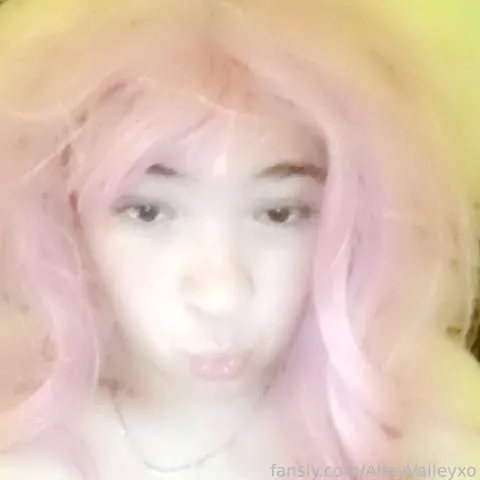 @AlleyValleyxo