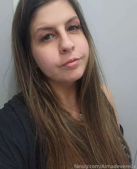 @Almadevereux