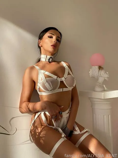 @ALYSSIA_KENT