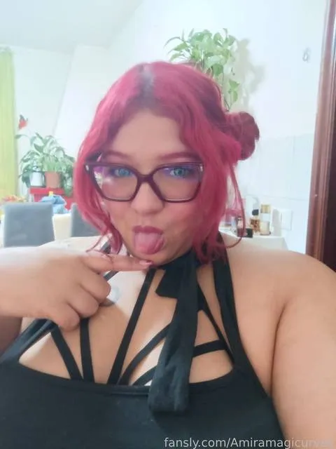 @AmiraMagiCurves
