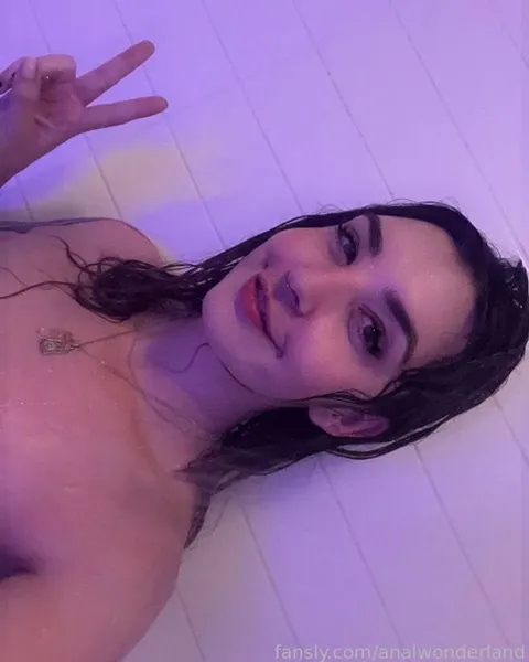 @analwonderland