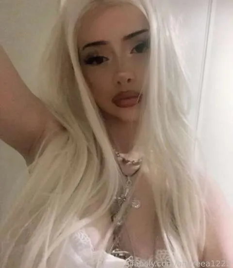 @andreea1222