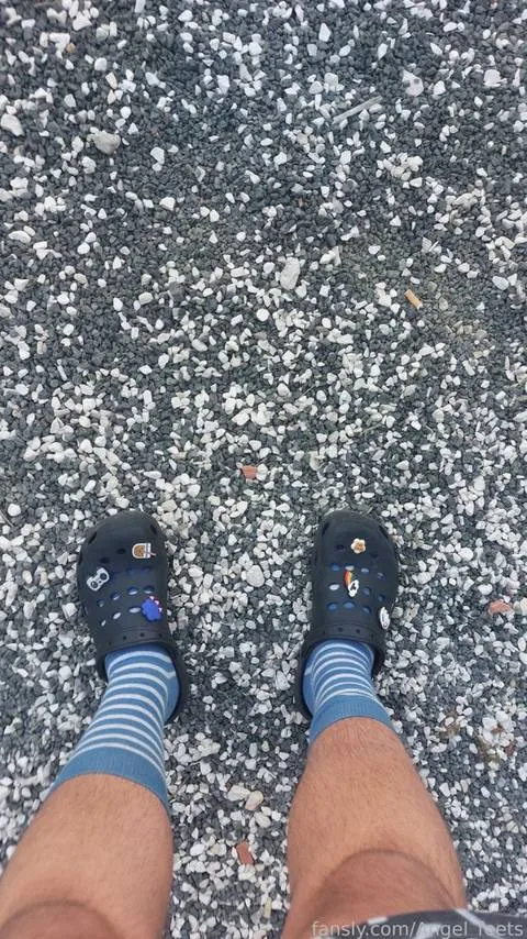 @Angel_feets