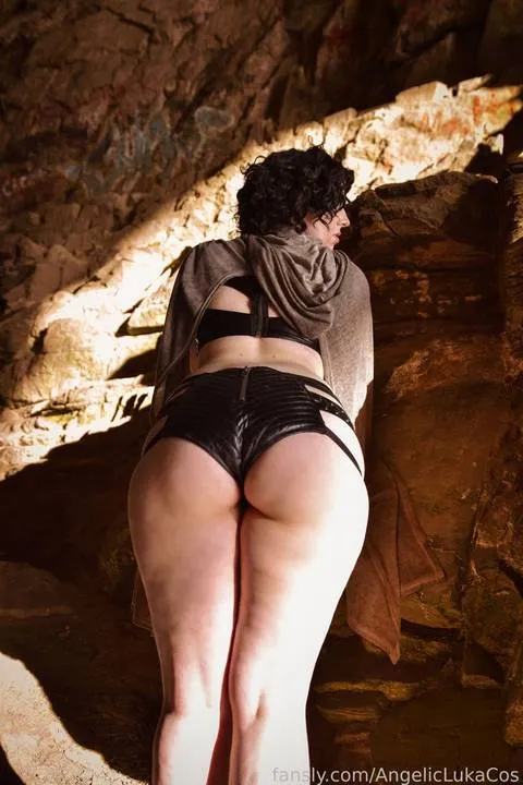 @AngelicLukaCos
