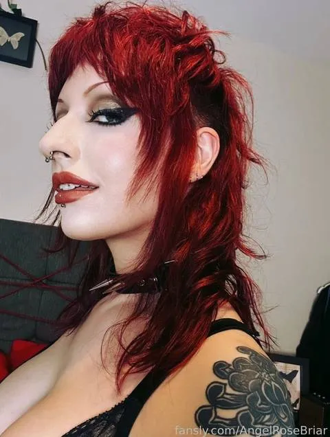 @AngelRoseBriar