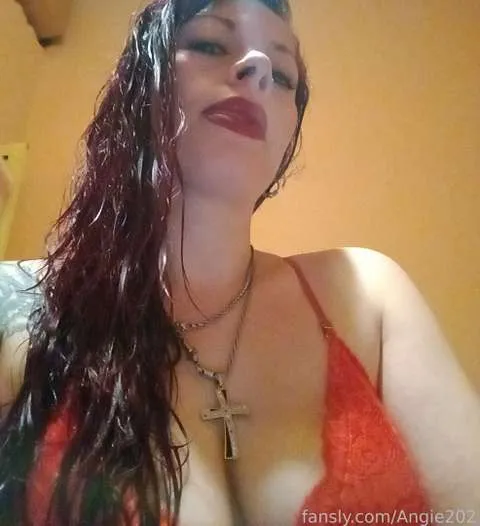 @Angie202