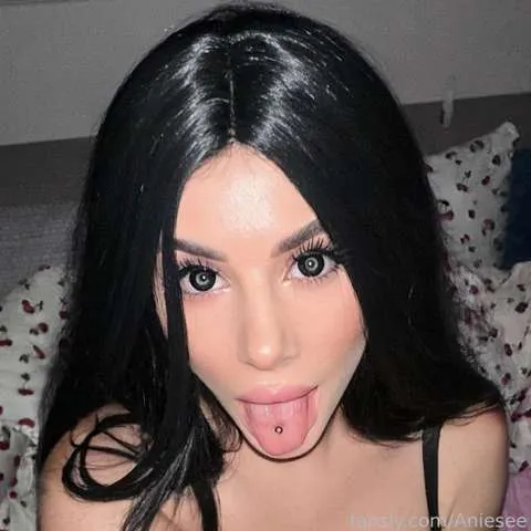 @Aniesee