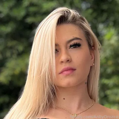 @AnllyOrozco