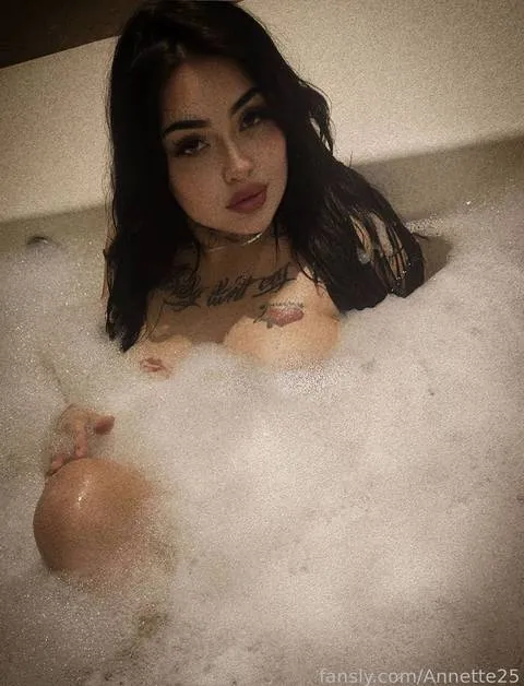@Annette25