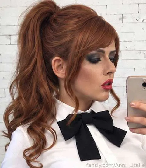 @Anni_Litelle