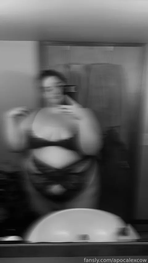 @apocalexcow