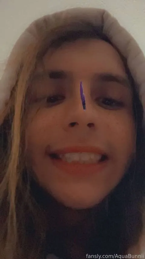 @AquaBunnii