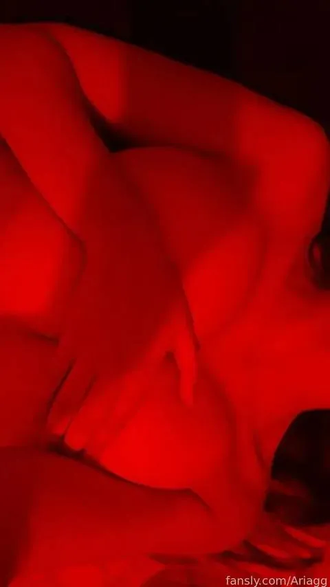 @Ariagg