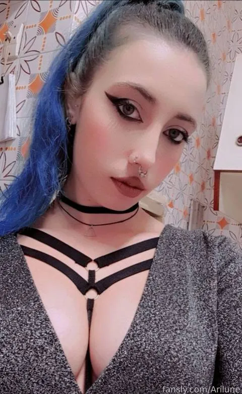 @Arilune