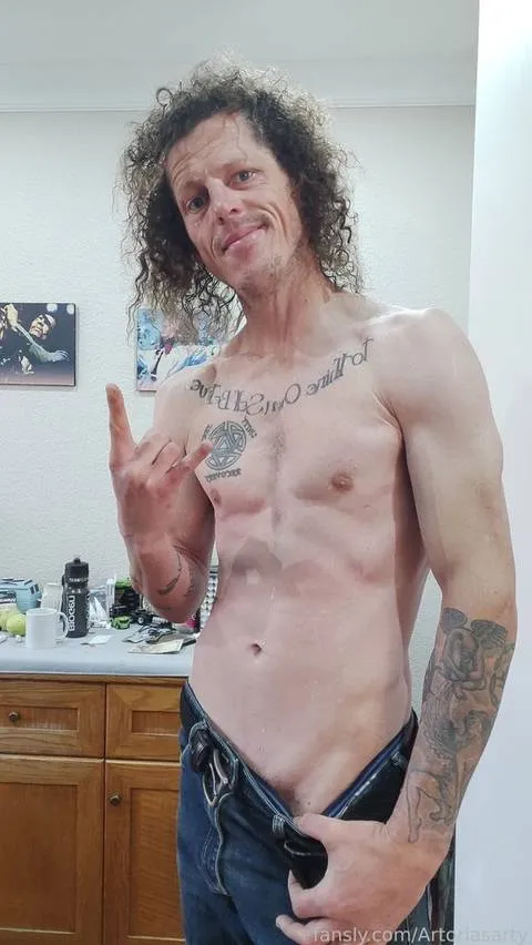 @Artoriasarty