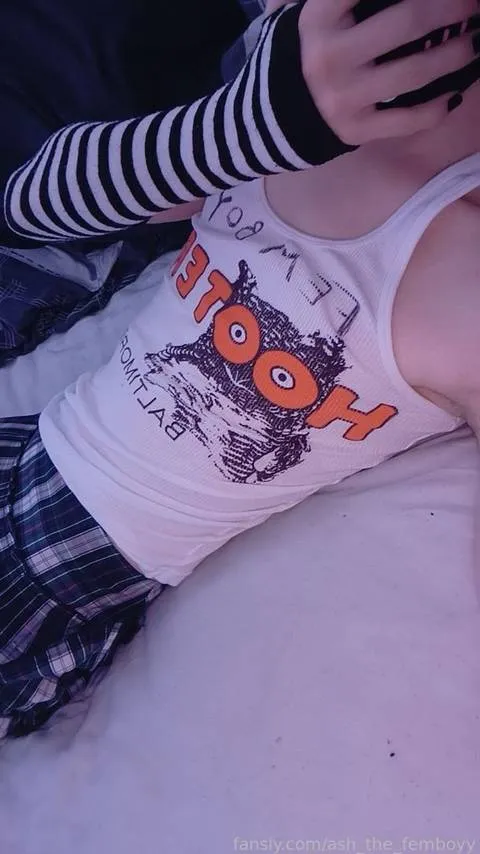 @ash_the_femboyy