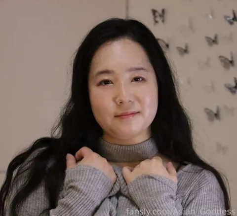@Asian_Goddess