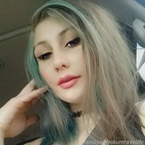 @AuroraWolfe
