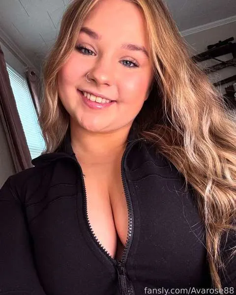 @Avarose88