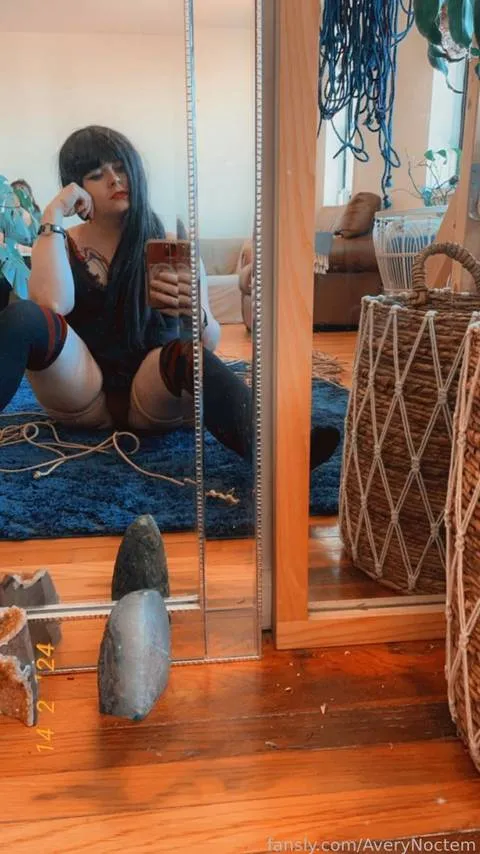 @AveryNoctem