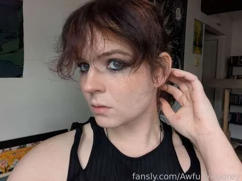 @AwfullyAudrey
