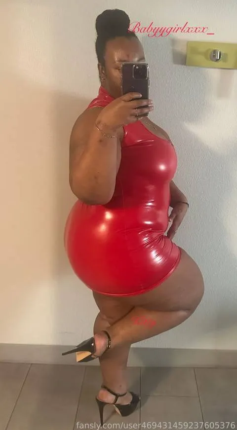 @Babyygirlxxx_