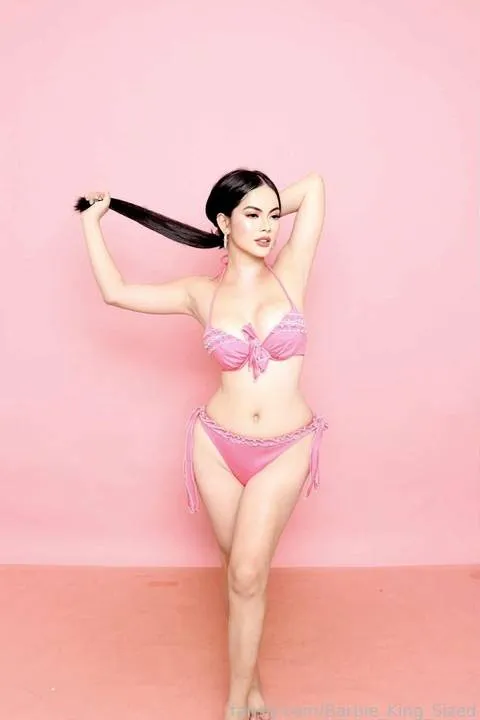 @Barbie_King_Sized