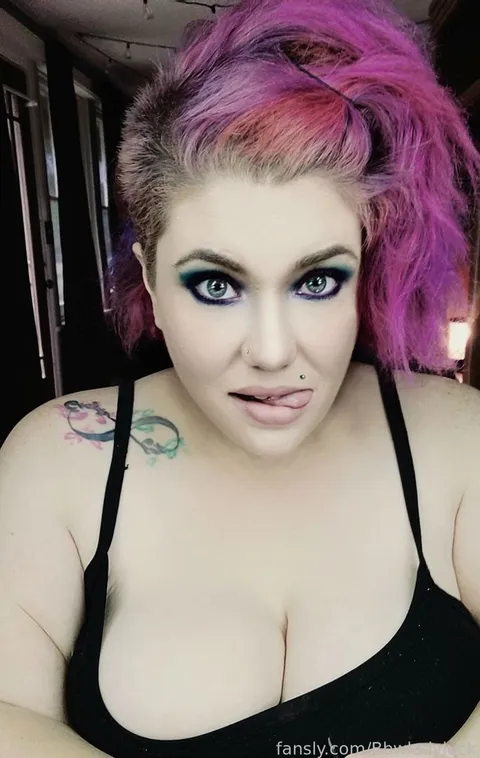 @Bbwladyluck